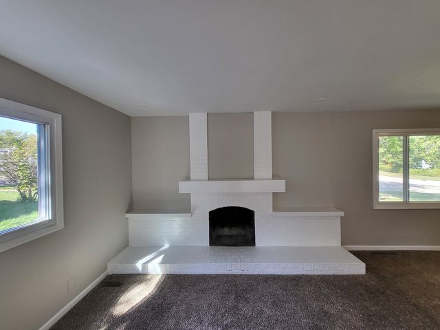 18455 W Meadow Lane, Gurnee, IL 60031