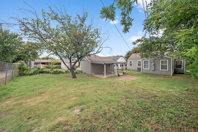 3324 W Clarendon Drive, Dallas, TX 75211