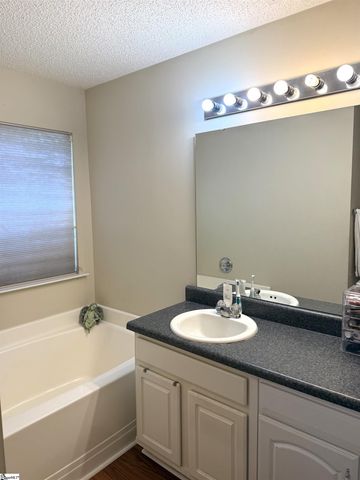 608 Sydney Court, Simpsonville, SC 29680