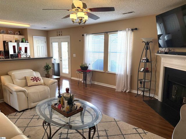 608 Sydney Court, Simpsonville, SC 29680