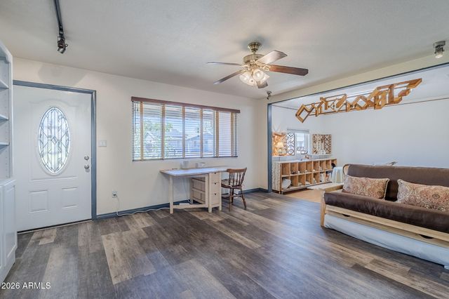 1022 W Apollo Avenue, Tempe, AZ 85283