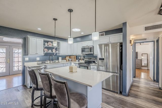 1022 W Apollo Avenue, Tempe, AZ 85283