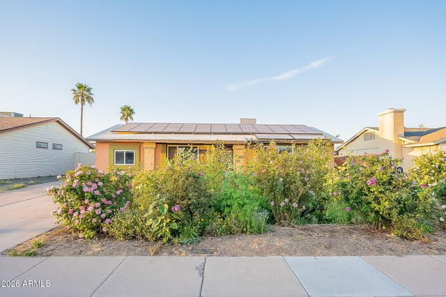 1022 W Apollo Avenue, Tempe, AZ 85283