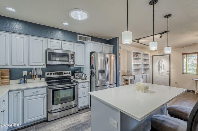 1022 W Apollo Avenue, Tempe, AZ 85283