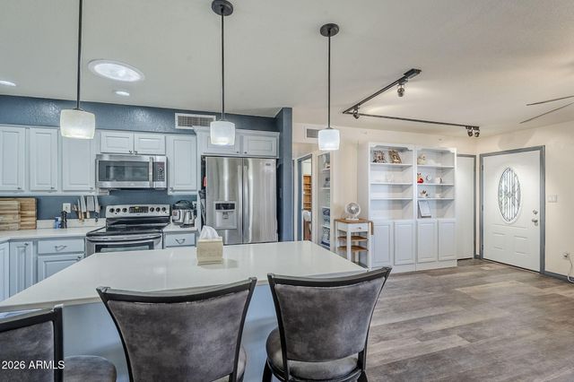 1022 W Apollo Avenue, Tempe, AZ 85283