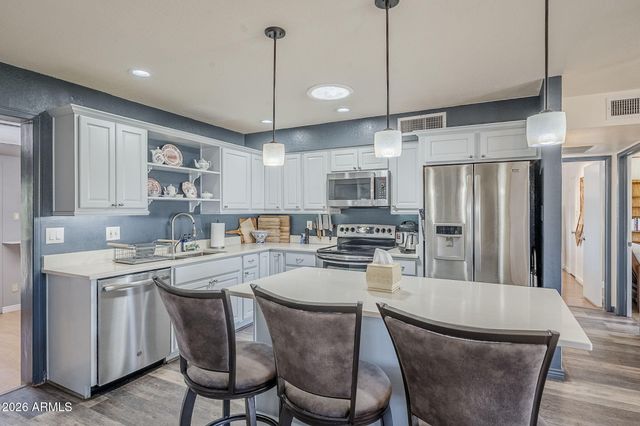 1022 W Apollo Avenue, Tempe, AZ 85283
