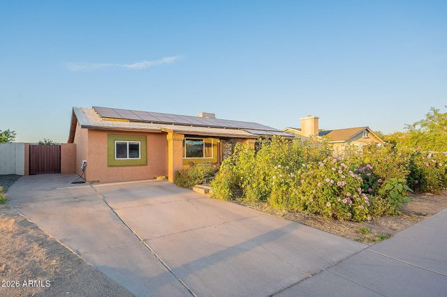 1022 W Apollo Avenue, Tempe, AZ 85283