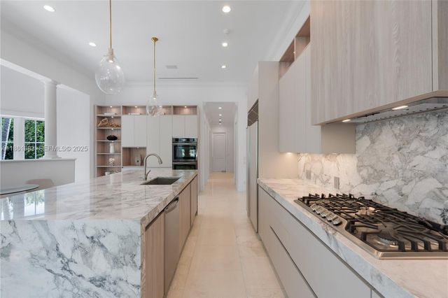 26 Tahiti Beach Island Road, Coral Gables, FL 33143