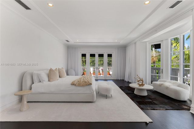 26 Tahiti Beach Island Road, Coral Gables, FL 33143