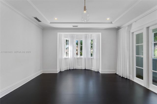26 Tahiti Beach Island Road, Coral Gables, FL 33143