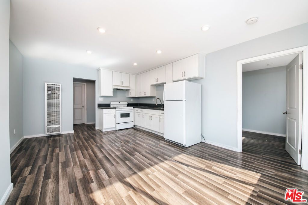 4020 Stevely Avenue, Los Angeles, CA 90008 — photo 3