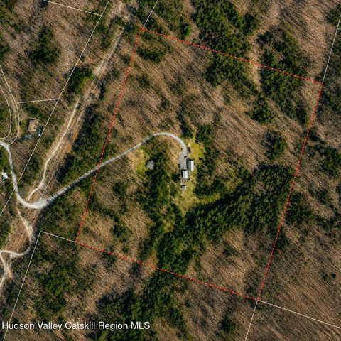 199 Echo Hill Road, Saugerties, NY 12477