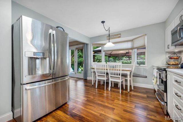 10 Lake Port Court, St Peters, MO 63376