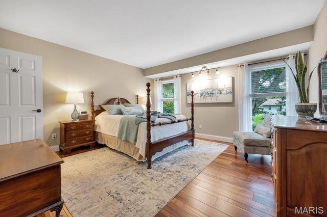 10 Lake Port Court, St Peters, MO 63376