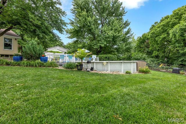 10 Lake Port Court, St Peters, MO 63376