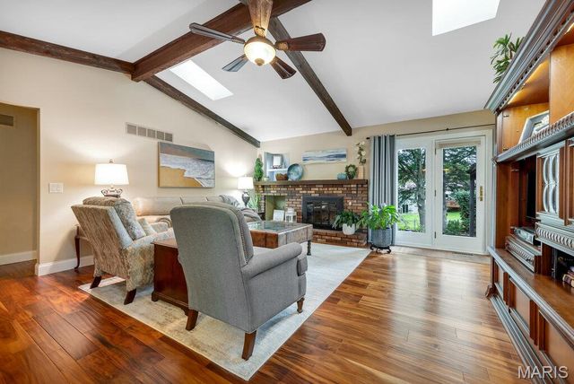 10 Lake Port Court, St Peters, MO 63376