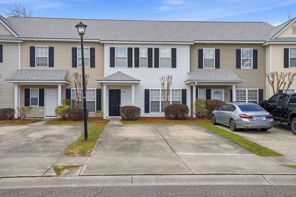 133 Lake Jogassee Drive, Summerville, SC 29485