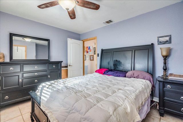 904 Conway DR, San Marcos, TX 78666
