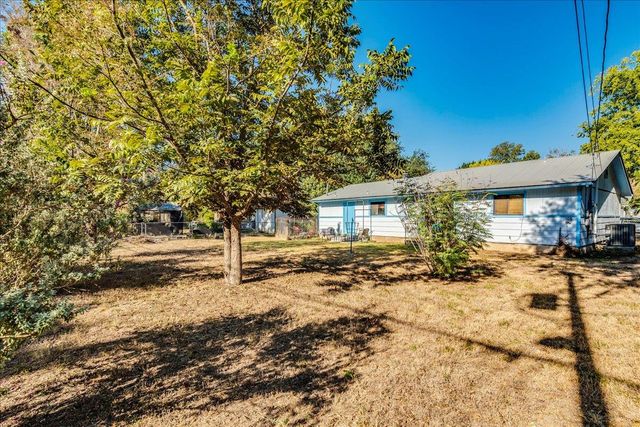 904 Conway DR, San Marcos, TX 78666