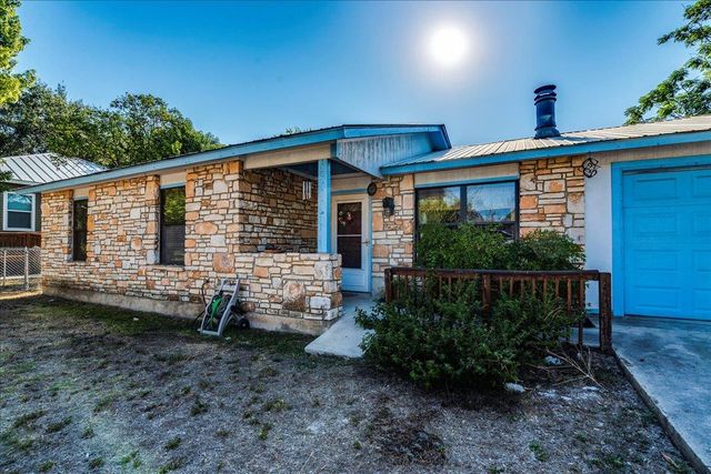 904 Conway DR, San Marcos, TX 78666