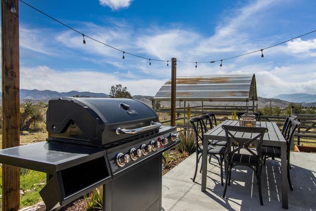 9223 N Star Trail, Morongo Valley, CA 92256