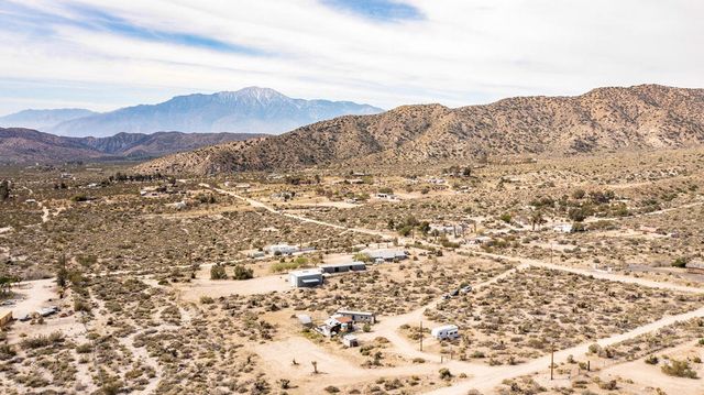 9223 N Star Trail, Morongo Valley, CA 92256