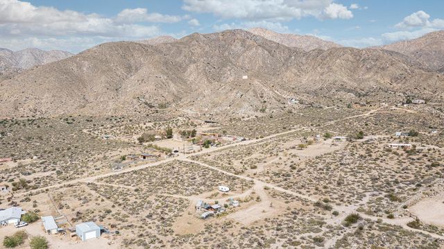 9223 N Star Trail, Morongo Valley, CA 92256