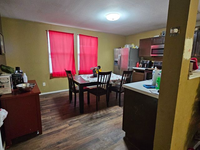 237 Crescent Ridge Drive, Fort Worth, TX 76140