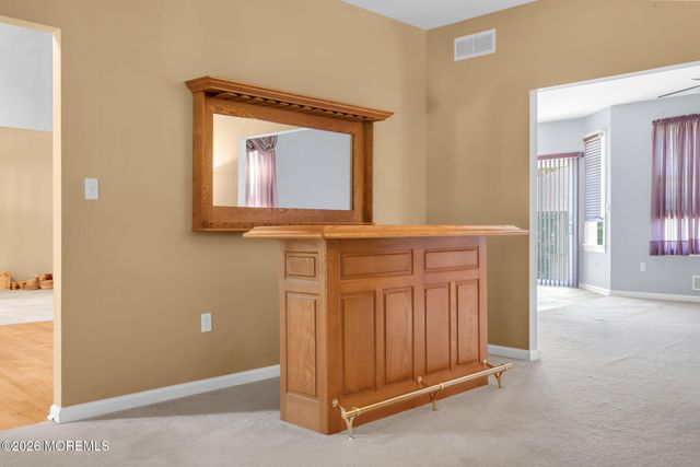 2321 Donna Dee Court, Toms River, NJ 08755