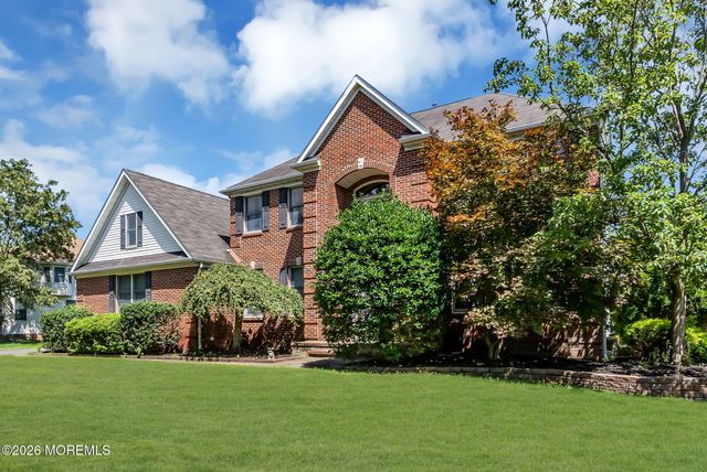 2321 Donna Dee Court, Toms River, NJ 08755