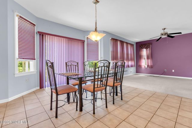 2321 Donna Dee Court, Toms River, NJ 08755