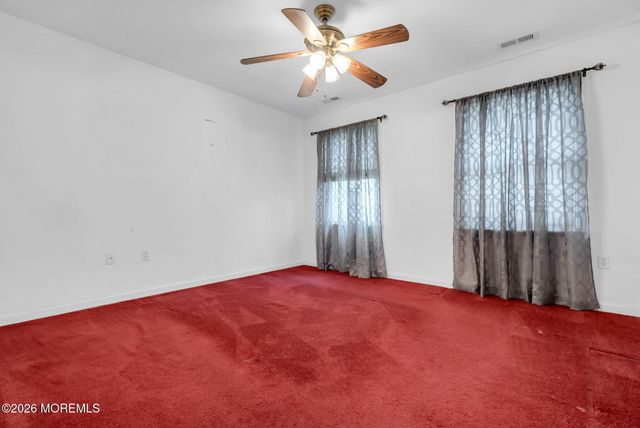 2321 Donna Dee Court, Toms River, NJ 08755