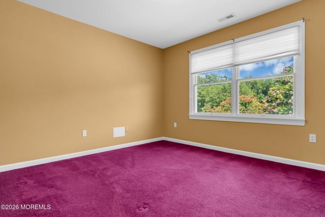 2321 Donna Dee Court, Toms River, NJ 08755