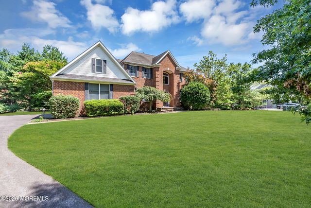 2321 Donna Dee Court, Toms River, NJ 08755