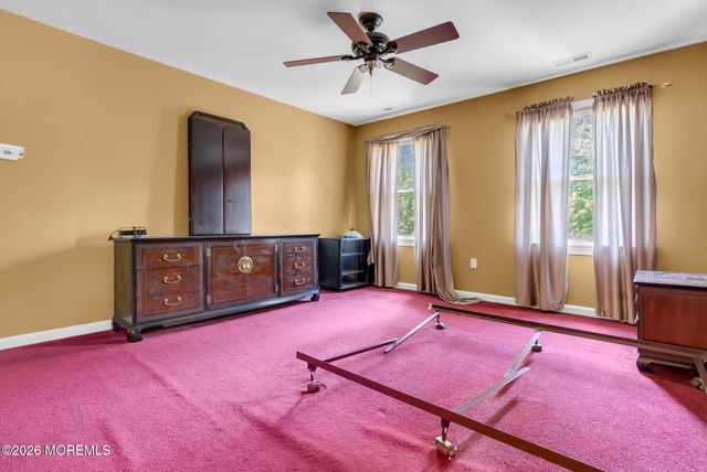 2321 Donna Dee Court, Toms River, NJ 08755