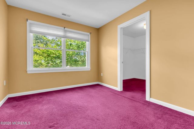 2321 Donna Dee Court, Toms River, NJ 08755