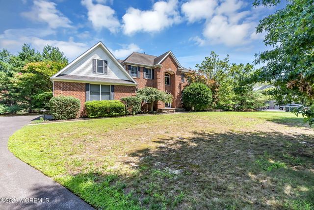 2321 Donna Dee Court, Toms River, NJ 08755