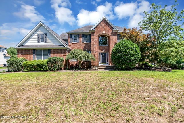 2321 Donna Dee Court, Toms River, NJ 08755