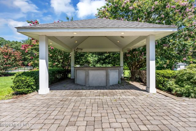 2321 Donna Dee Court, Toms River, NJ 08755