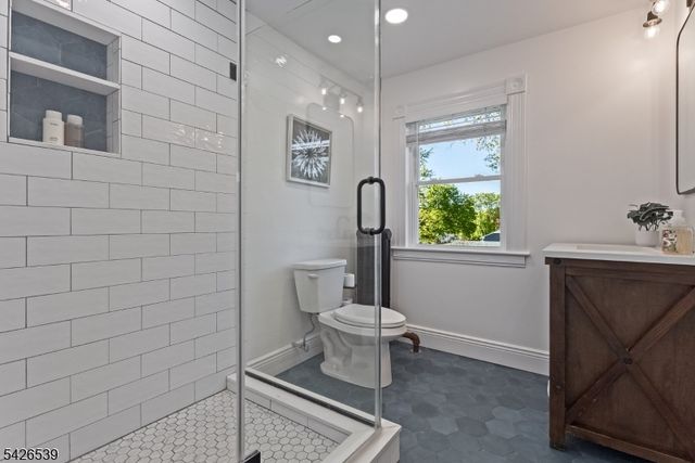 201 Mountain Ave, North Caldwell Boro, NJ 07006