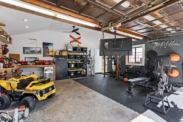 201 Mountain Ave, North Caldwell Boro, NJ 07006