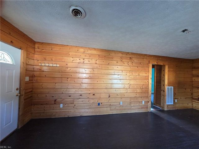 1110 Poquoson AVE, Poquoson, VA 23662