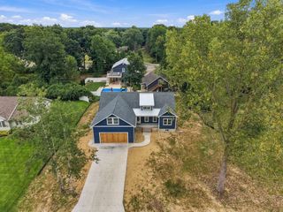 1677 Park Drive, Benton Charter Twp, MI 49022