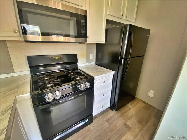 5971 E 69th Avenue, Commerce City, CO 80022