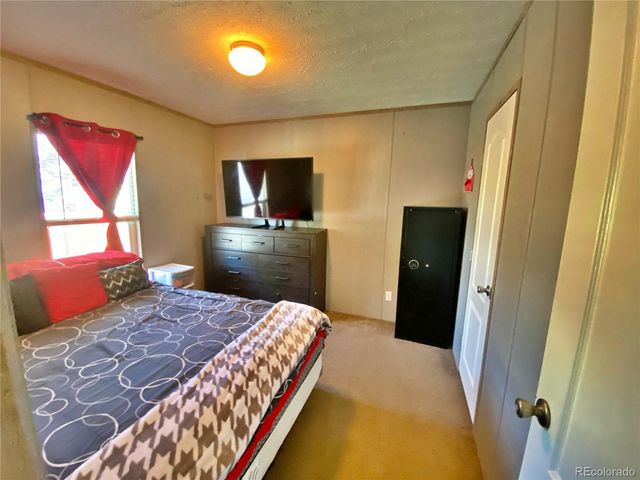 5971 E 69th Avenue, Commerce City, CO 80022