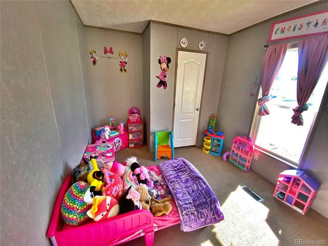 5971 E 69th Avenue, Commerce City, CO 80022