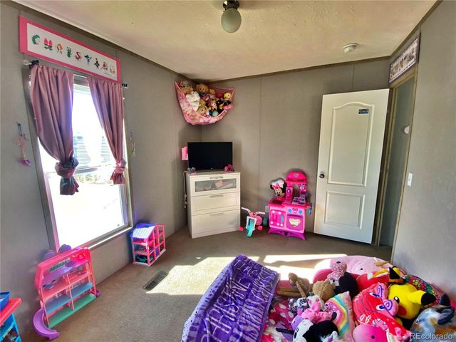 5971 E 69th Avenue, Commerce City, CO 80022