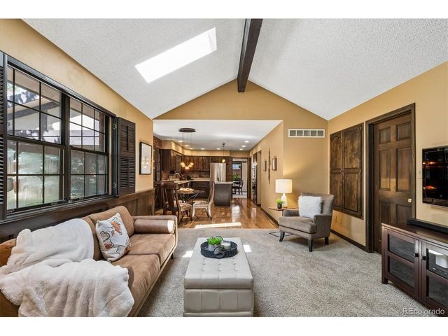 10786 E Crestline Pl, Englewood, CO 80111