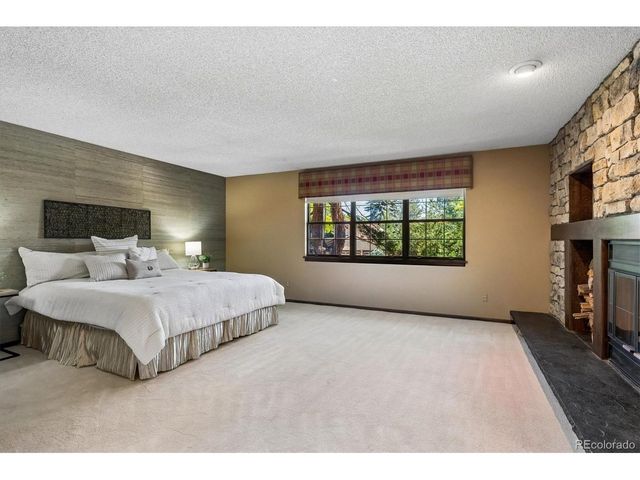 10786 E Crestline Pl, Englewood, CO 80111