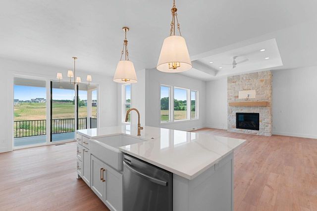 4957 BIG SKY, De Pere, WI 54115